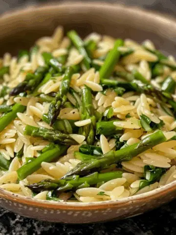 Garlic Butter Asparagus Orzo