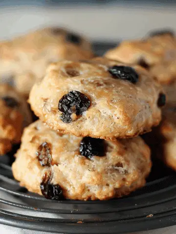 Better Than Hardee’s Cinnamon Raisin Biscuits Recipe