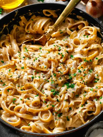 One-Pot French Onion Pasta