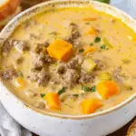 Slow Cooker Cheeseburger Soup