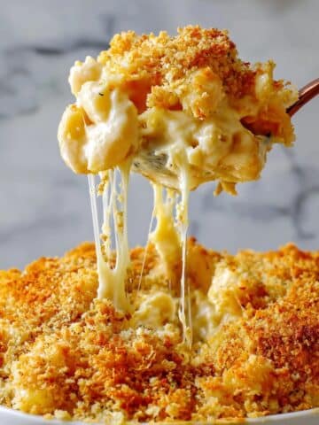 The BEST Homemade Baked Mac and Cheese Recipe