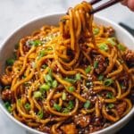 Sticky Garlic Chicken Noodles Recipe