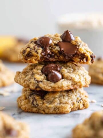 Chewy Banana Oatmeal Cookies Recipe