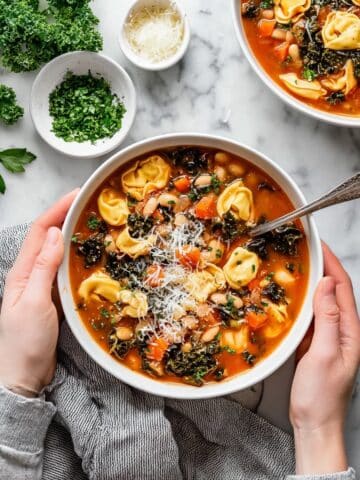 Cozy White Bean and Vegetable Tortellini Soup Recipe