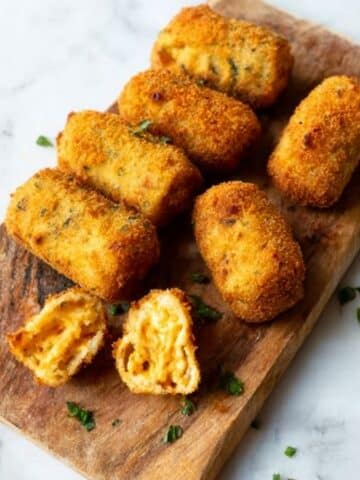 Crispy Fried Lasagna Rolls with Spinach Alfredo and Mozzarella Recipe