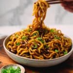 Easy Sticky Garlic Chicken Noodles Recipe