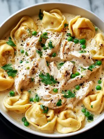 CrockPot Chicken Tortellini Alfredo with Peas Recipe