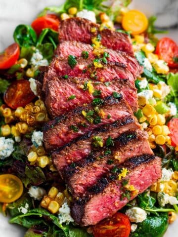 Balsamic Steak Gorgonzola Salad with Grilled Corn Recipe