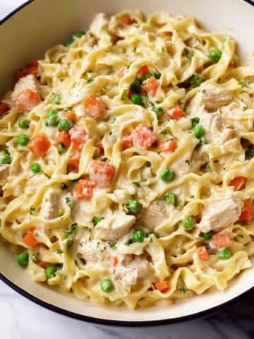 Chicken Pot Pie Noodle Skillet Recipe