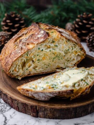 Cheddar and Herb Soda Bread Recipe