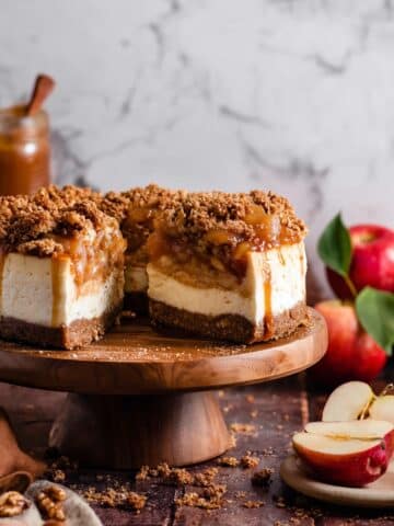 Salted Caramel Apple Pie Cheesecake Recipe