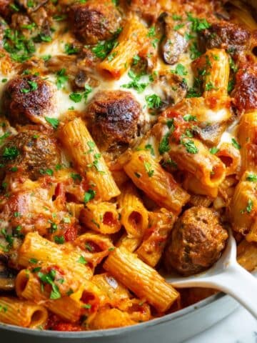 Meatball Pasta Bake {30 Minute Meal} Recipe