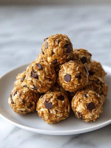 No-Bake Peanut Butter Energy Bites Recipe