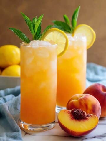Refreshing Peach Lemonade Recipe