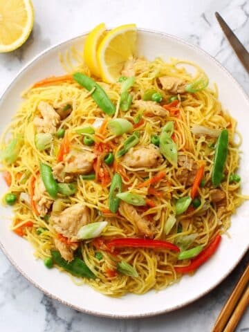 Bihon Pancit (Filipino Stir Fried Noodles) Recipe