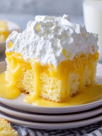 Pineapple Poke Cake Recipe