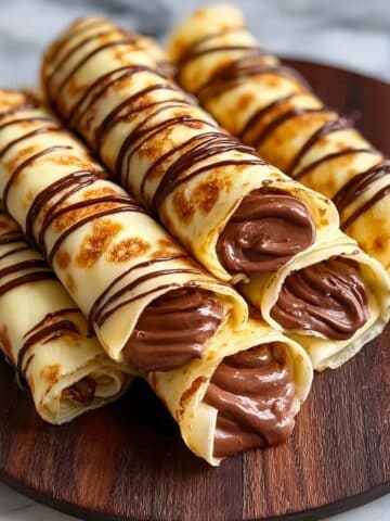 Handmade Chocolate-Filled Rolled Crêpes Recipe