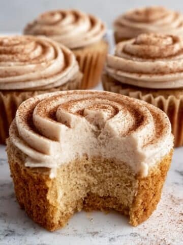 Mini Cinnamon Roll Cheesecakes Recipe