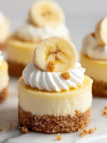 Mini Banana Pudding Cheesecakes – Creamy, Dreamy & Made to Impress! Recipe