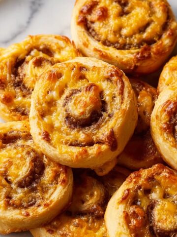 4-Ingredient Cheesy Sausage Pinwheels Recipe