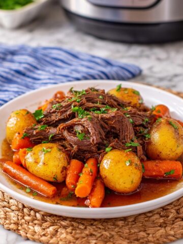 Crockpot Pot Roast with Baby Potatoes and Carrots Recipe