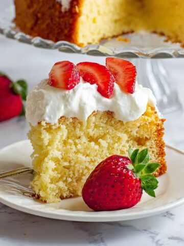 Eggless Strawberry Shortcake Cake with Yogurt Vanilla Whipped Cream Recipe