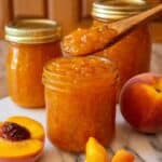 Homemade Peach Jam with Cinnamon and Vanilla Recipe