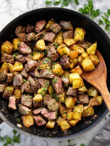 Garlic Butter Steak Bites and Potatoes Recipe