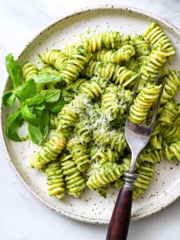 Easy Homemade Pesto Pasta Recipe