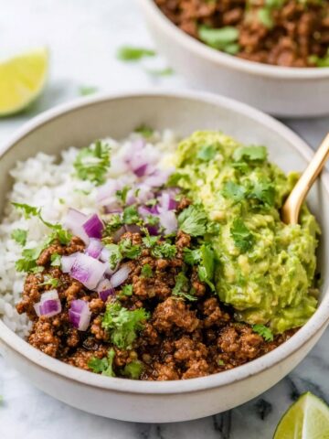 Whole30 Chipotle Beef & Avocado Bowls (Sofritas Copycat, Paleo) Recipe