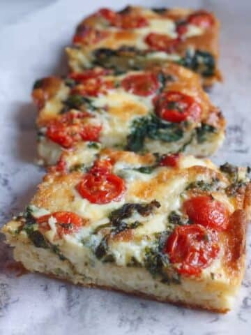 Baked Tomato, Spinach, and Mozzarella Tortilla Recipe