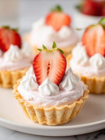 Strawberry Cheesecake Bites Recipe