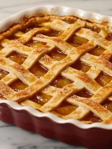 Easy Peach Cobbler Recipe: Southern Style Recipe