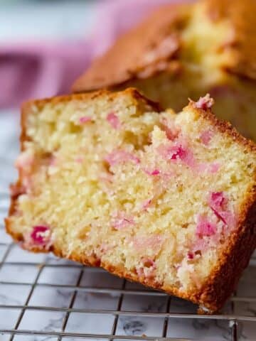 Delicious Lemon Rhubarb Bread Recipe