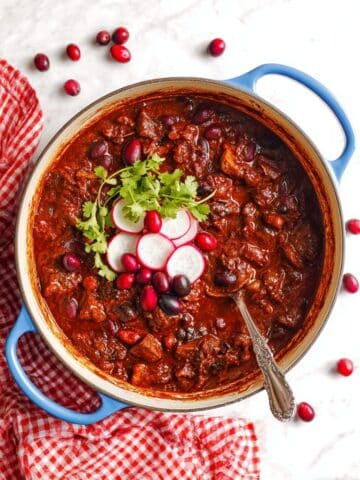 Cranberry Chili with Cinnamon and Cocoa Recipe