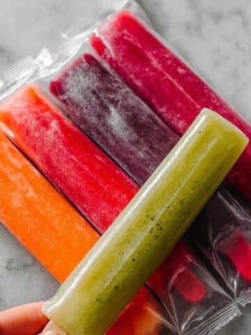 Homemade Freezer Pops - Better Than Store-Bought! 🍓🥭🍍🥝🫐 Recipe