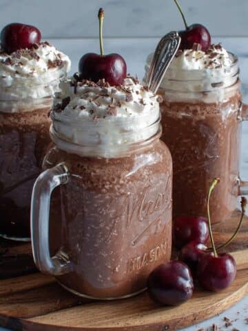 Healthy Black Forest Overnight Oats Recipe