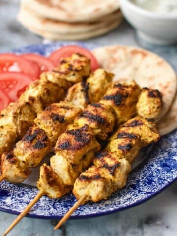Greek Chicken Souvlaki with Tzatziki and Pita Recipe