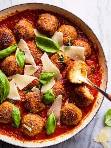 Chicken Parmesan Meatballs with Bocconcini in Marinara Recipe