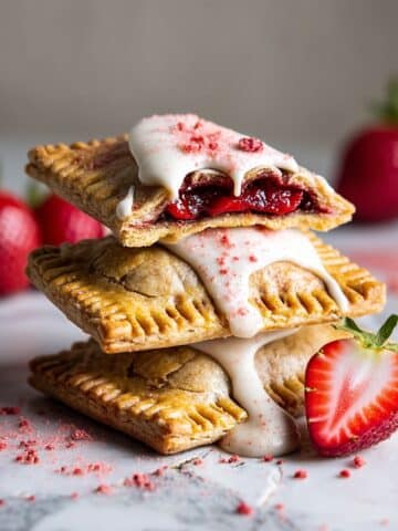 Homemade Strawberry White Chocolate Pop Tarts Recipe