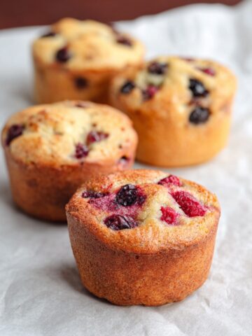 Healthy Cottage Cheese Protein Muffins with Berries Recipe