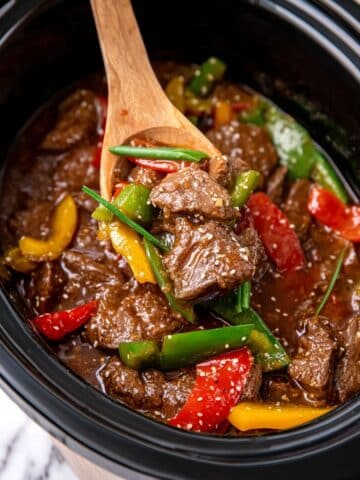 Slow Cooker Pepper Steak Recipe