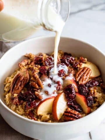 Crockpot Apple Cinnamon Oatmeal Recipe