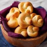 Grandma’s Yeast Rolls Recipe