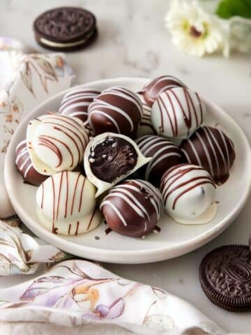 Easy Oreo Balls Recipe