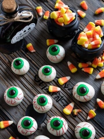 No Bake Oreo Truffle Eyeballs Recipe