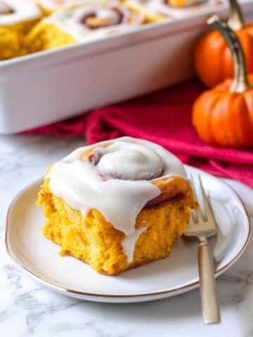 Pumpkin Cinnamon Rolls with Cream Cheese Frosting Recipe
