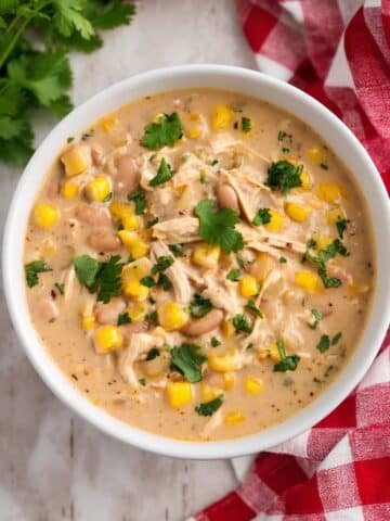 Slow Cooker White Chicken Chili Recipe