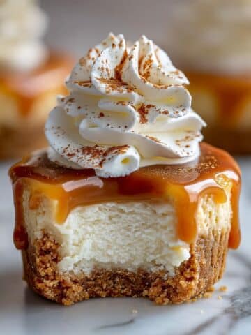 Mini Cheesecakes with Caramel Sauce Recipe