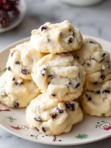 Easy Chocolate Chip Whipped Shortbread Recipe